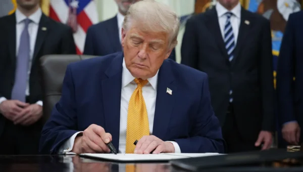 Trump sets new deadlines for agencies and contractors to adopt post-quantum cryptography