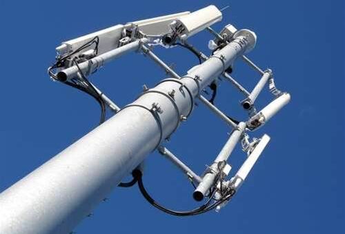US spectrum auction will fund purge of Huawei, ZTE, other Chinese telecom gear
