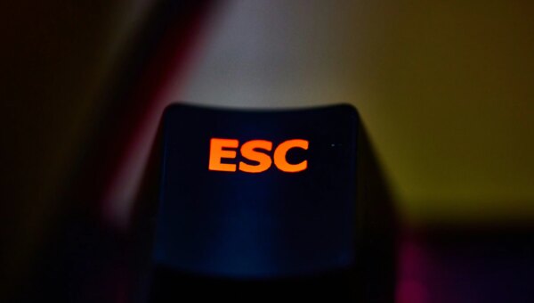 16-year-old KVM flaw allows attackers to escape VMs and take over Linux servers