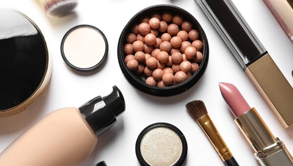 Cosmetics giant Estée Lauder victim of mass Oracle breach