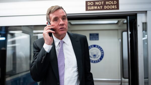 Bipartisan Senate leaders introduce bill to bolster telecom cybersecurity in response to Salt Typhoon hacks