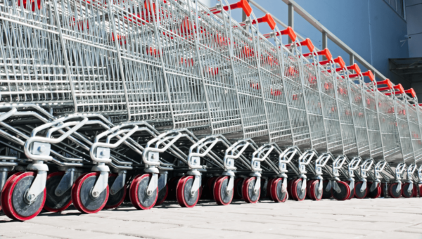 More than 100,000 fake stores are out to steal your card details
