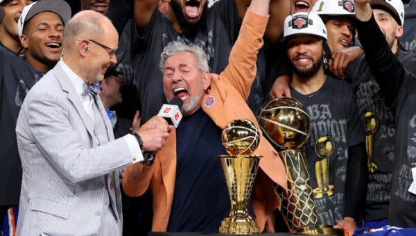 Knicks sent employees fake offer of championship rings in phishing test: Report