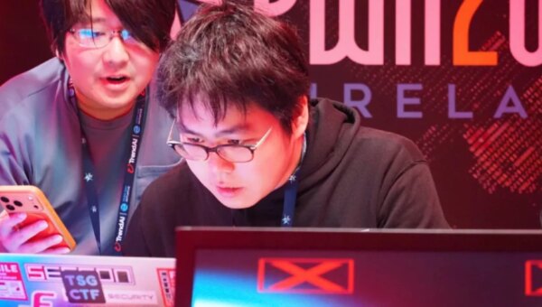 Three Teams Demonstrate Remote Hacks of Fully Patched Google Pixel 10 at Pwn2Own